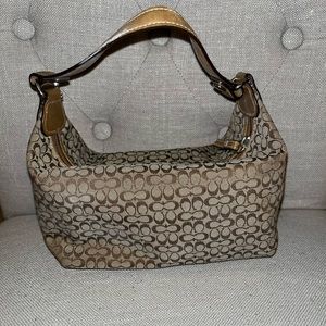 Small Coach Purse!!